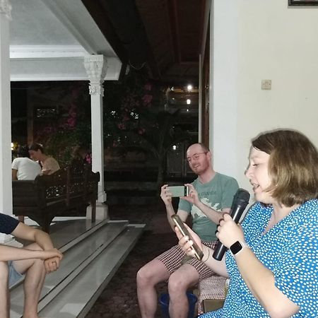 Green Palace Homestay Batununggul Zewnętrze zdjęcie