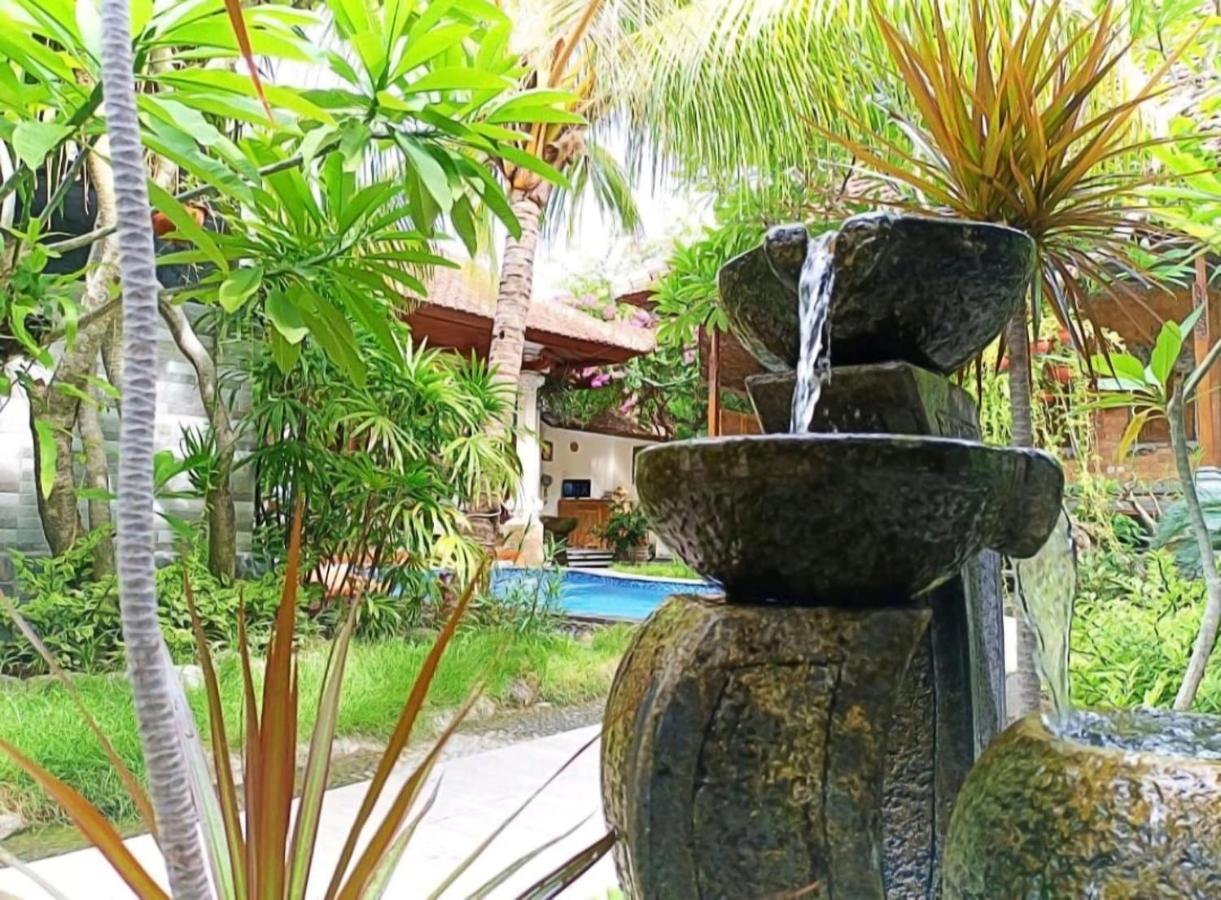 Green Palace Homestay Batununggul Zewnętrze zdjęcie