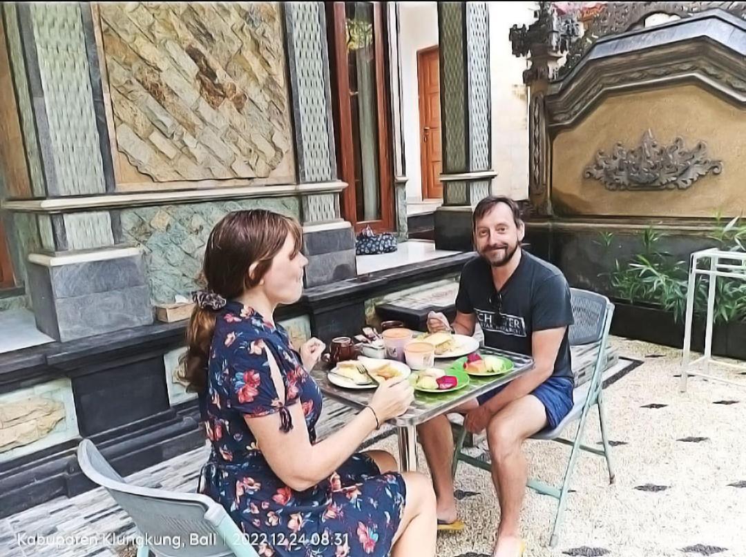 Green Palace Homestay Batununggul Zewnętrze zdjęcie