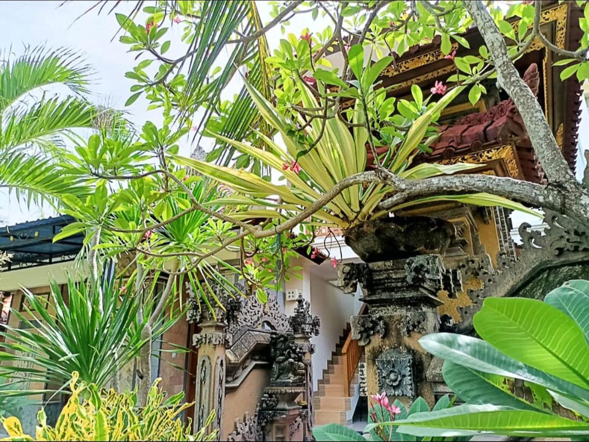 Green Palace Homestay Batununggul Zewnętrze zdjęcie