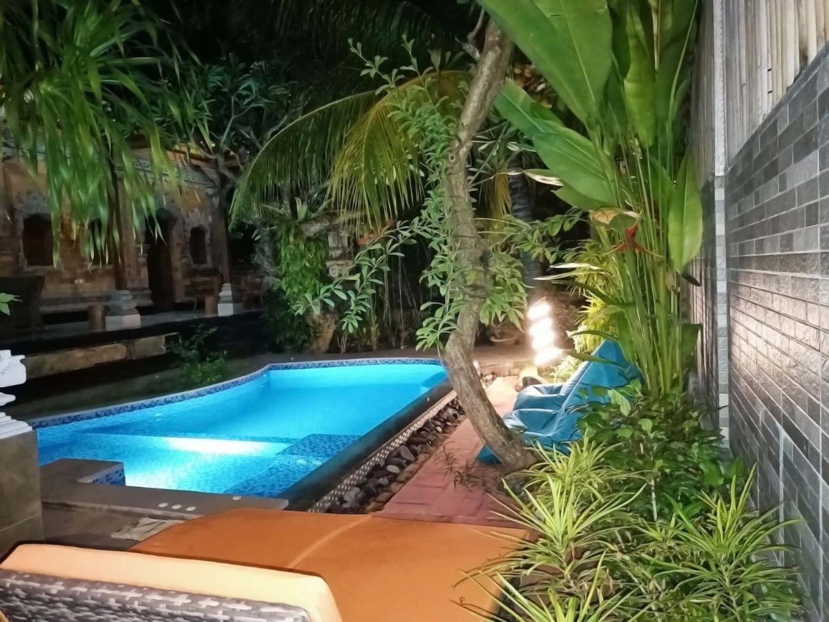 Green Palace Homestay Batununggul Zewnętrze zdjęcie