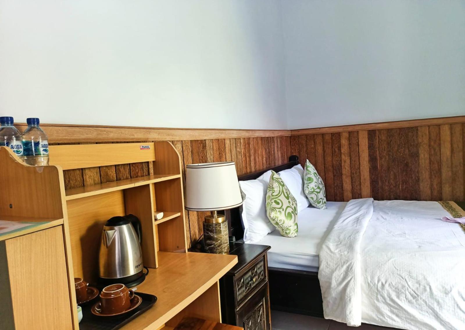 Green Palace Homestay Batununggul Zewnętrze zdjęcie