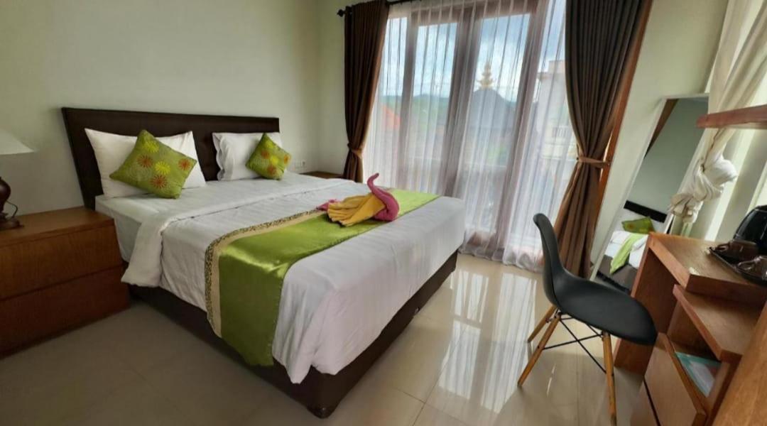 Green Palace Homestay Batununggul Zewnętrze zdjęcie