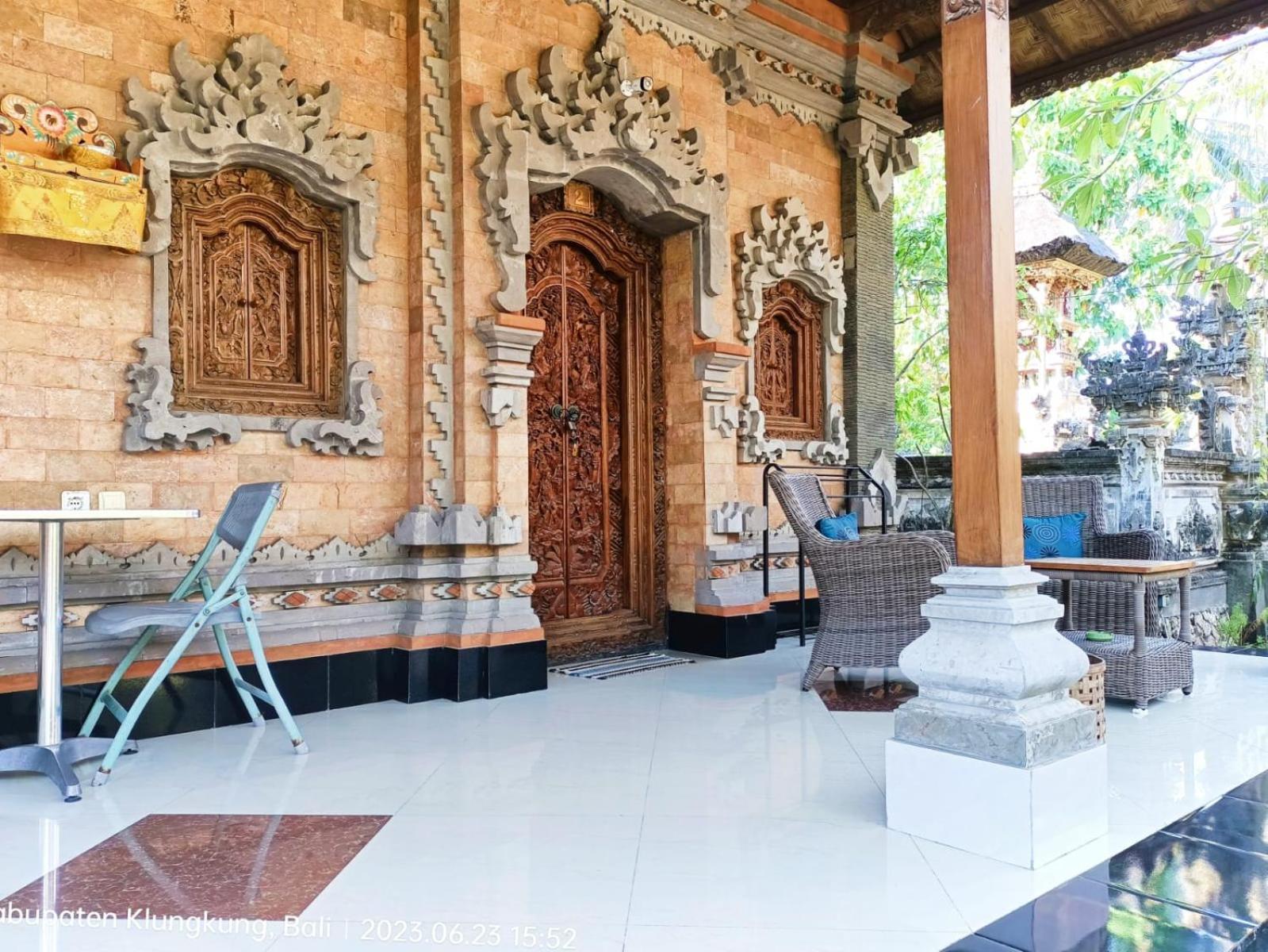 Green Palace Homestay Batununggul Zewnętrze zdjęcie
